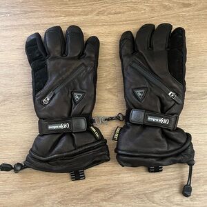 Grandoe Black Men’s Winter Ski Gloves